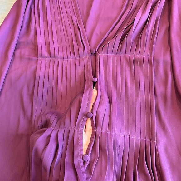 NWOT blouse - Picture 2 of 3